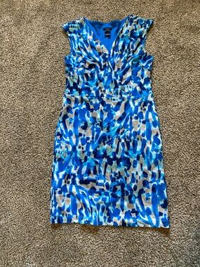 Ann Taylor Blue Abstract Print V-Neck Midi Dress